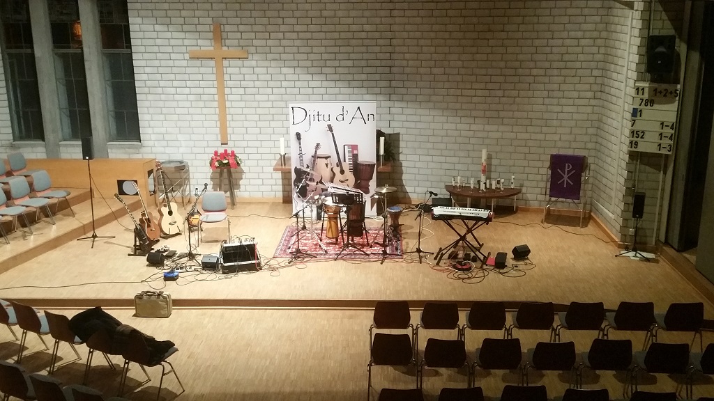 Foto Gemeindehaus der Evangelischen Kirchengemeinde Forchheim am 03.12.2016