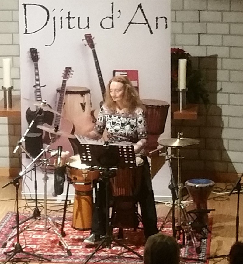 Foto Gemeindehaus der Evangelischen Kirchengemeinde Forchheim am 03.12.2016